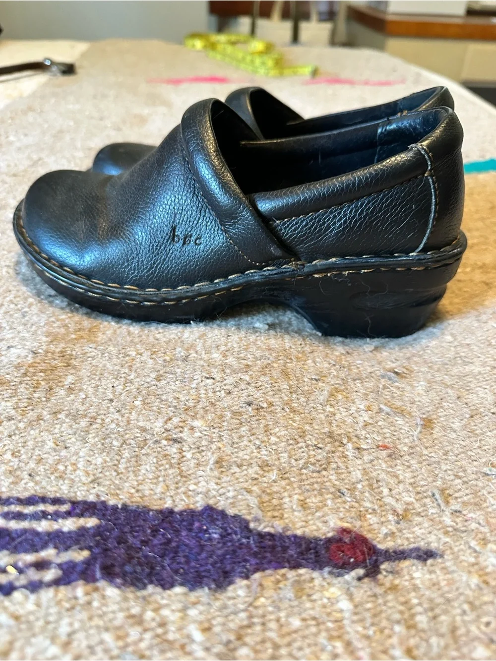 Born b.o.c. Clogs - Picture 5 of 6